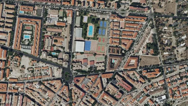Vista aérea del entorno de la estación Aranjuez (ortofoto PNOA)